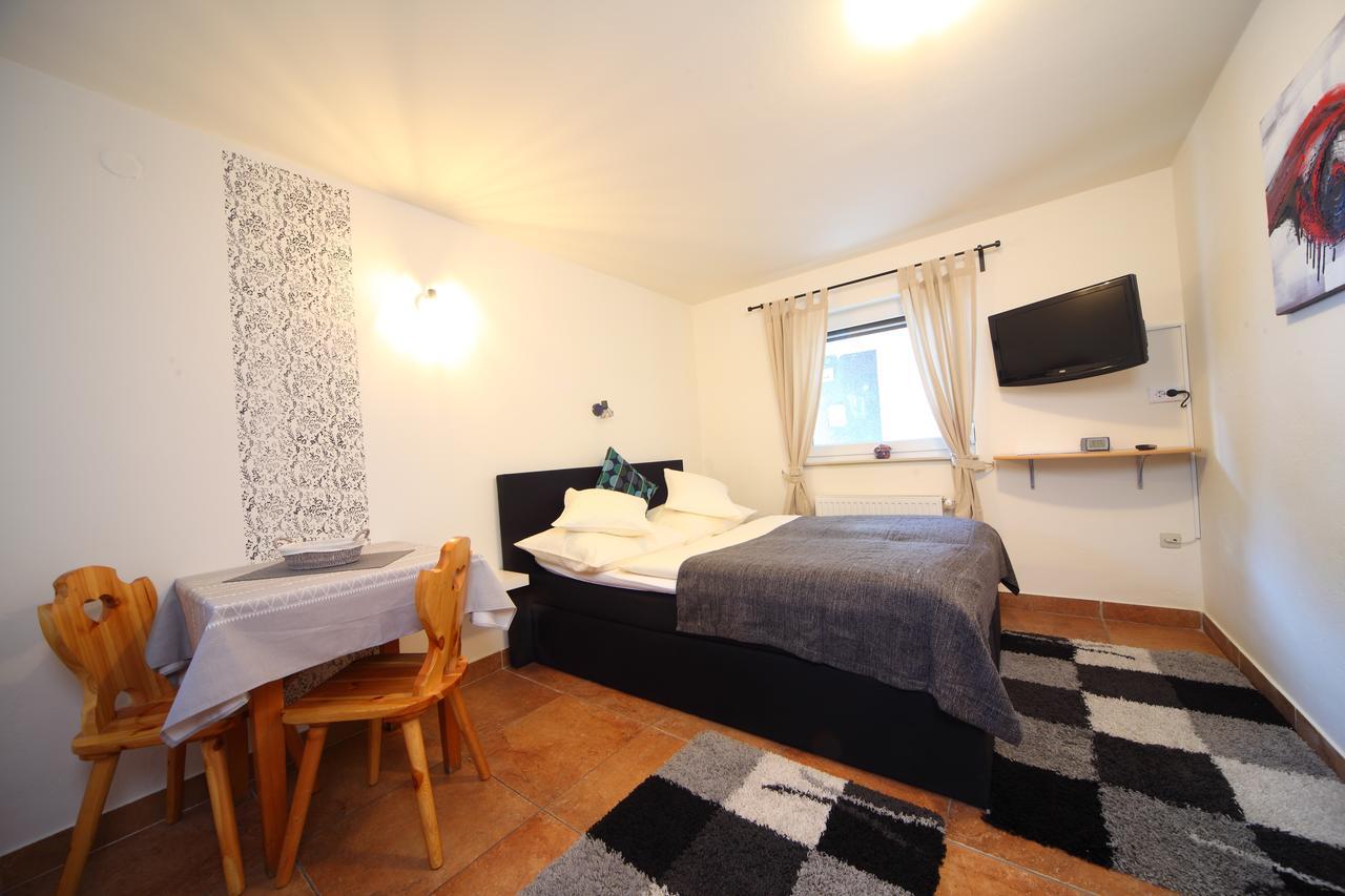 Apartments And Rooms Jozica Kranjska Gora Kültér fotó